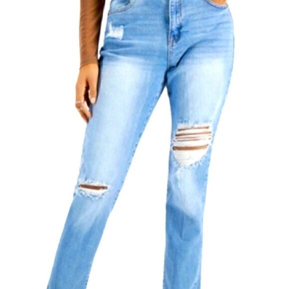 Celebrity Pink Juniors' Ripped
Mom Jeans -Wakeup Cal pants - Picture 3 of 5